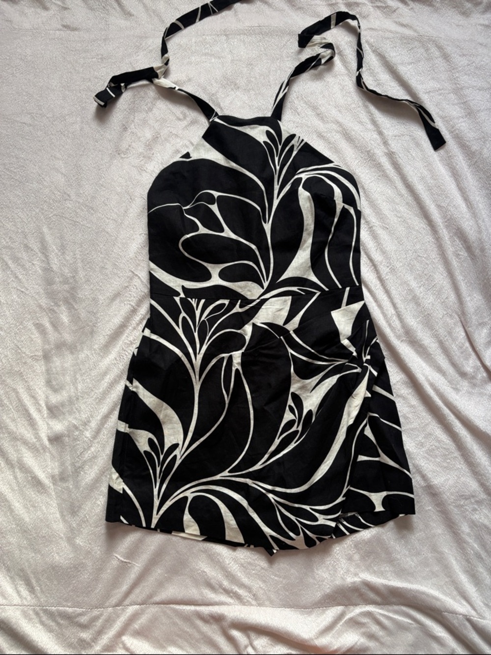 Express Black & White Floral Halter Mini Skort Small